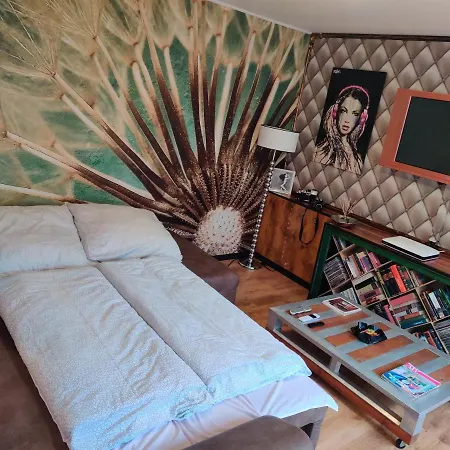 Daire Feel Like / Fuhl Dich Zu Hause Büchenbeuren