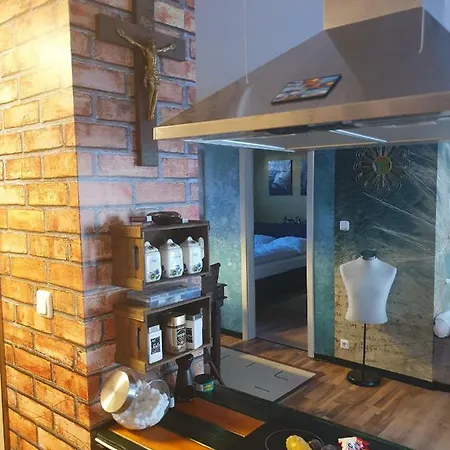 Feel Like / Fuhl Dich Zu Hause